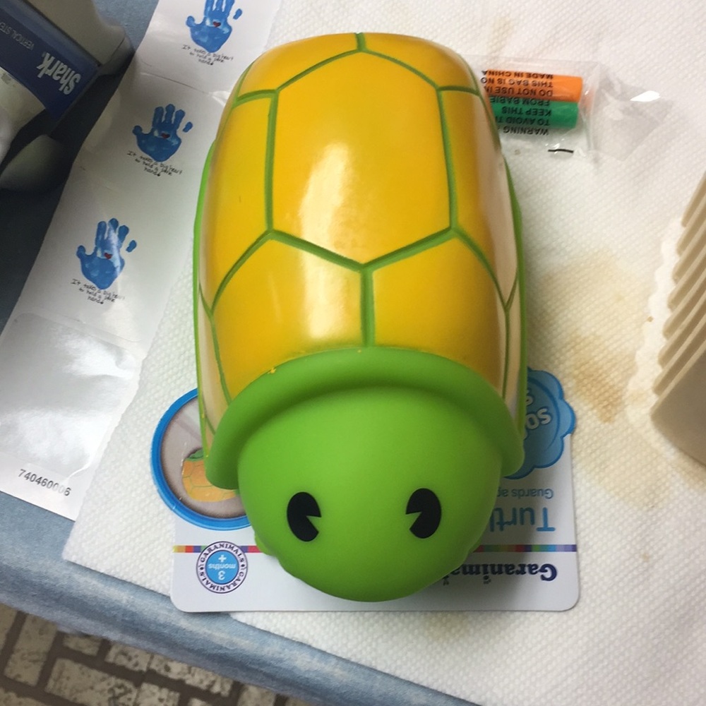 5 PIECE SET W/2 Totes w/Baby Items Included! See Note on CHANGES - Picture 4 of 7